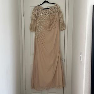 Size 18, Champagne A-line Scoop Floor-Length Chiffon Lace With Beading
